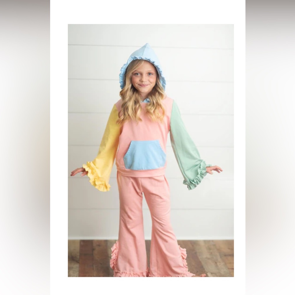 COPY -  oopsie Daisy brand size 5/6 girls